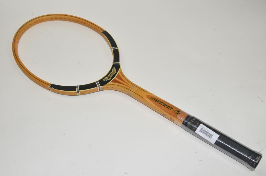イギリス製ヴィンテージ木製テニスラケットDUNLOP【プレス付き 